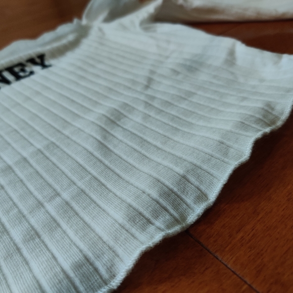 Off the shoulder crop top - Picture 2 of 5